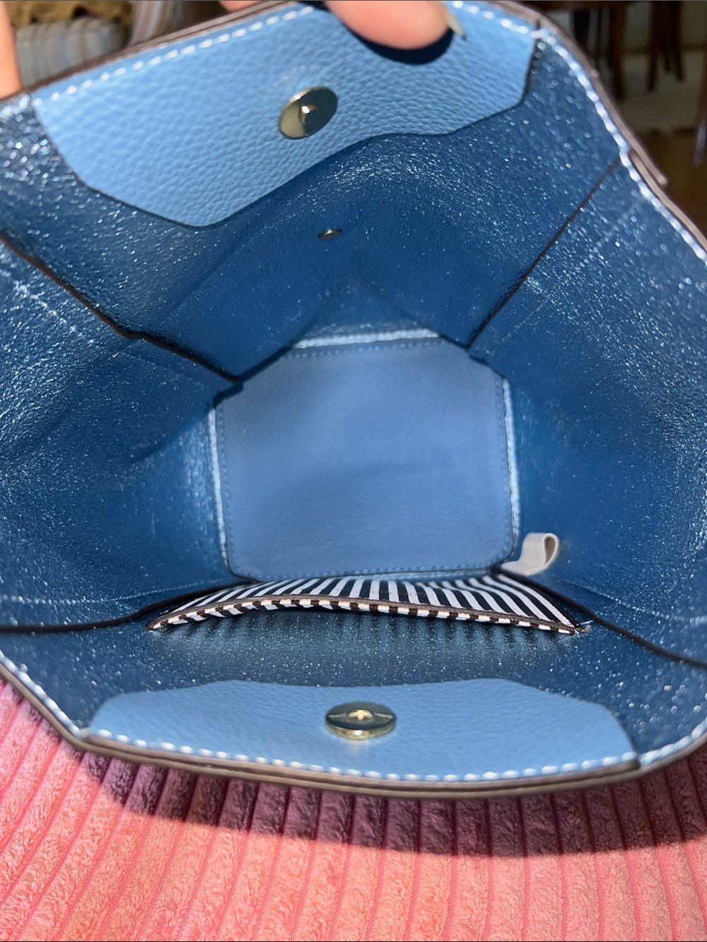 Henri Bendel Influencer Bucket Bag-NWOT - Picture 14 of 15